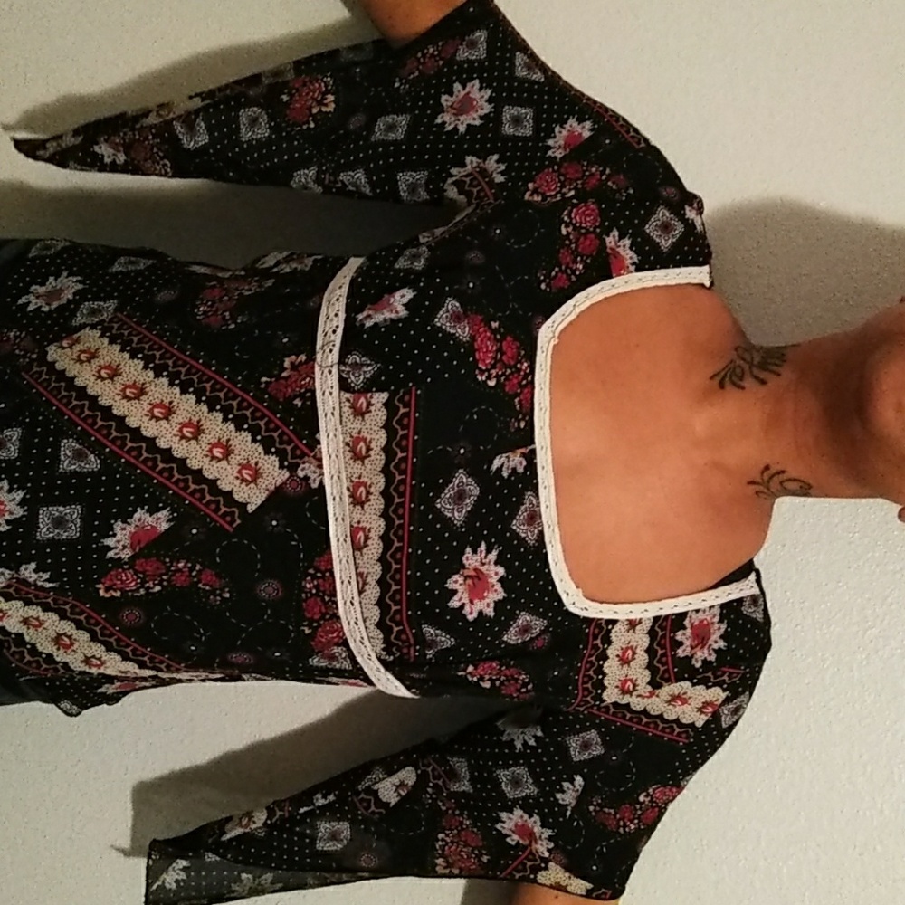 Blouse - Picture 2 of 2